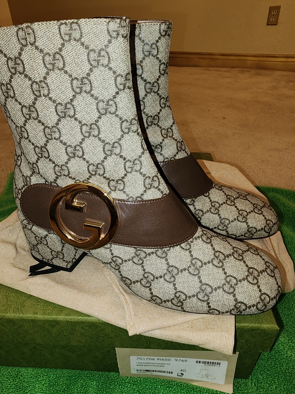 Gucci Beige Brown GG Canvas Mid Heel Ankle Boots with Gold Logo - Picture 3 of 13